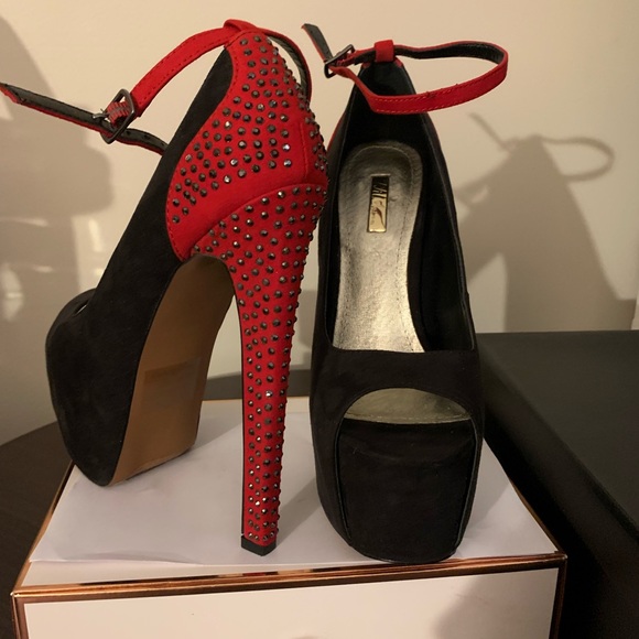 Beautiful Wild pair stilettos 👠 pump size 6 - Picture 8 of 16